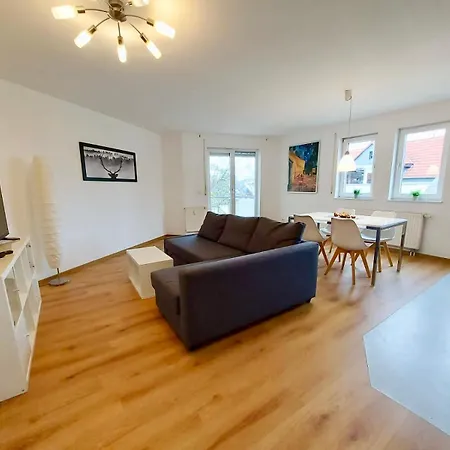 Cozy-Livings / Parkplatz, Top-Lage, Balkon, Kueche Neu-Anspach Esterno foto
